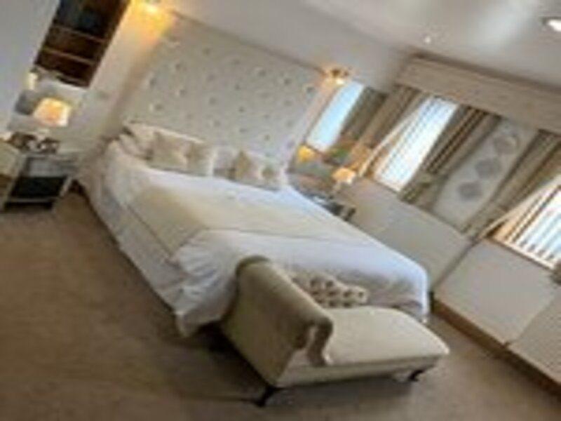 Bessemer Hotel Мърдър Титфил Екстериор снимка