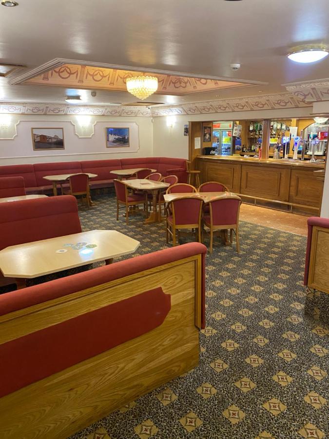 Bessemer Hotel Мърдър Титфил Екстериор снимка