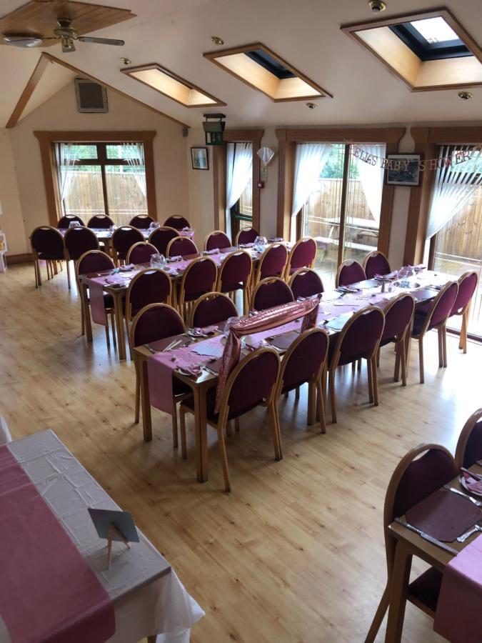 Bessemer Hotel Мърдър Титфил Екстериор снимка